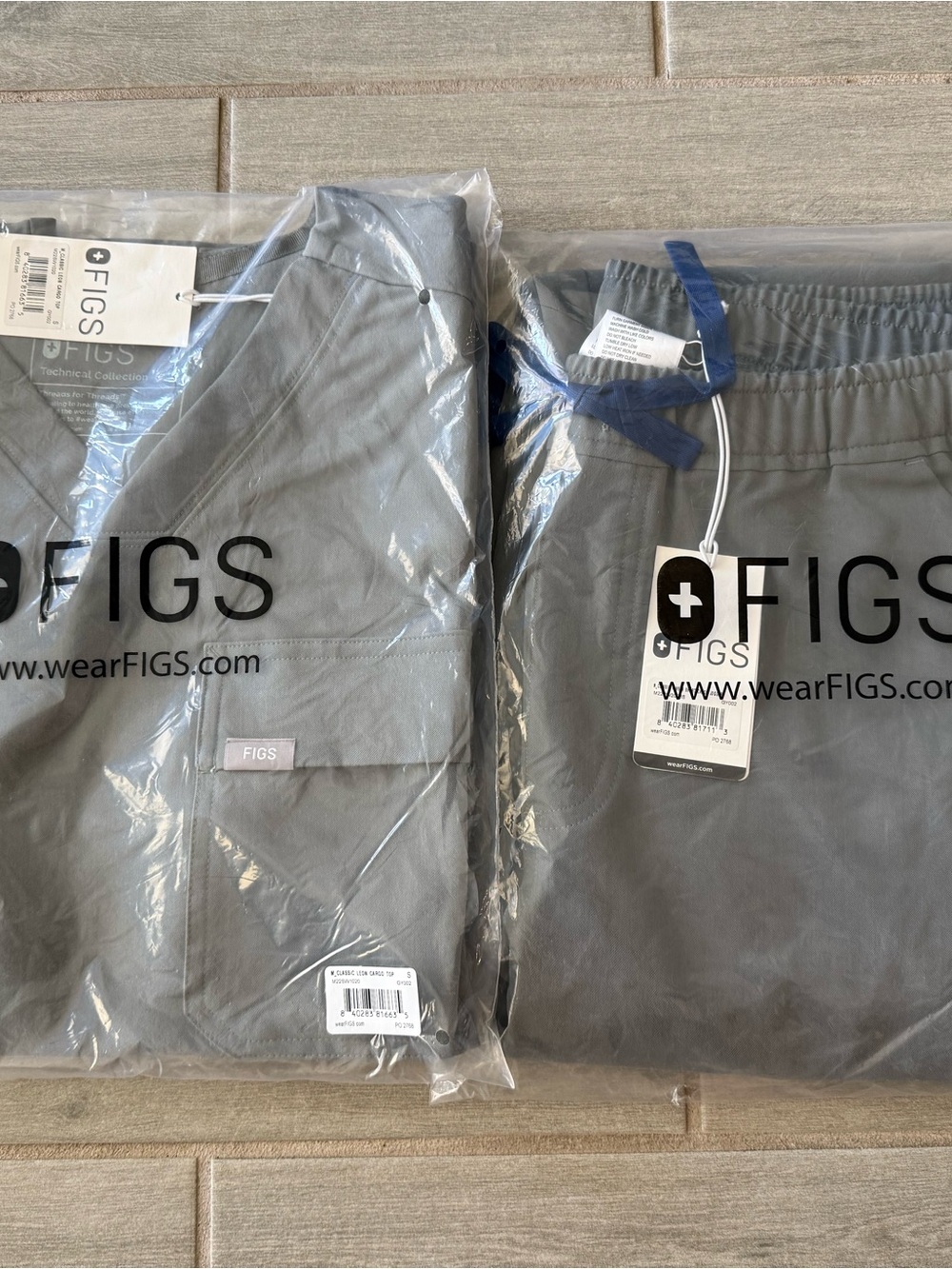 FIGS Grey Scrub Set - Top & Pants